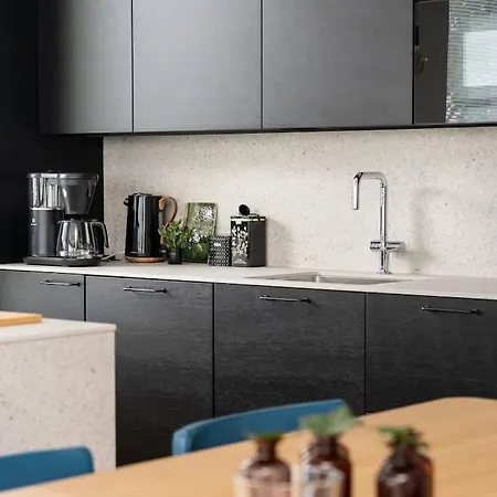 Hotellitason Kodikas 90 M2 *