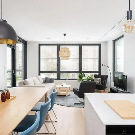 דירה Hotellitason Kodikas 90 M2 Huoneisto טמפרה
